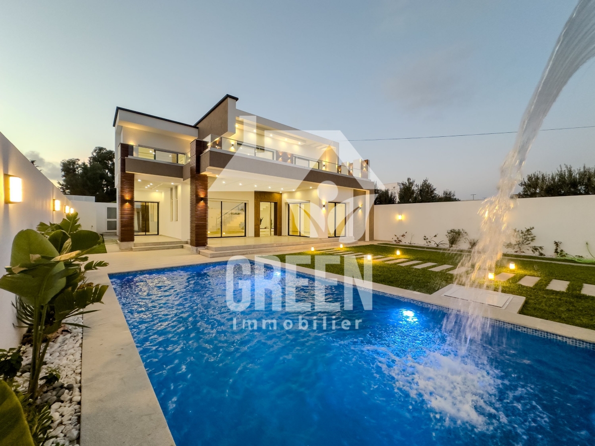 thumb_919836_property_xlarge