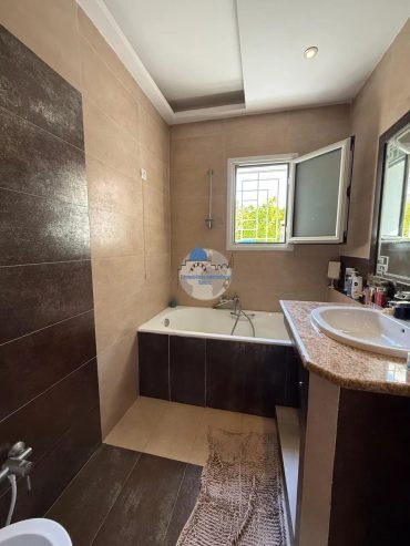 villa-720000dt-sousse
