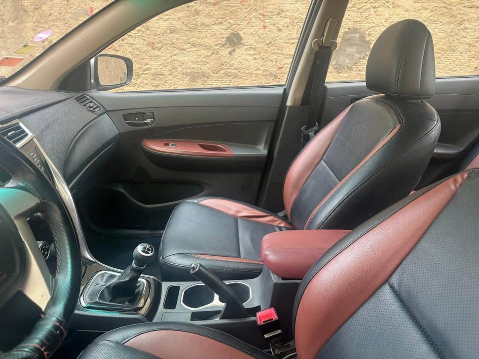 voiture-byd-ariana