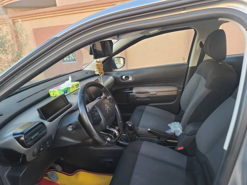 voiture-citroen-c4-essence-2019-tunisie