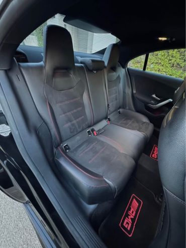 voiture-luxe-mercedes-cla-180-pack-amg