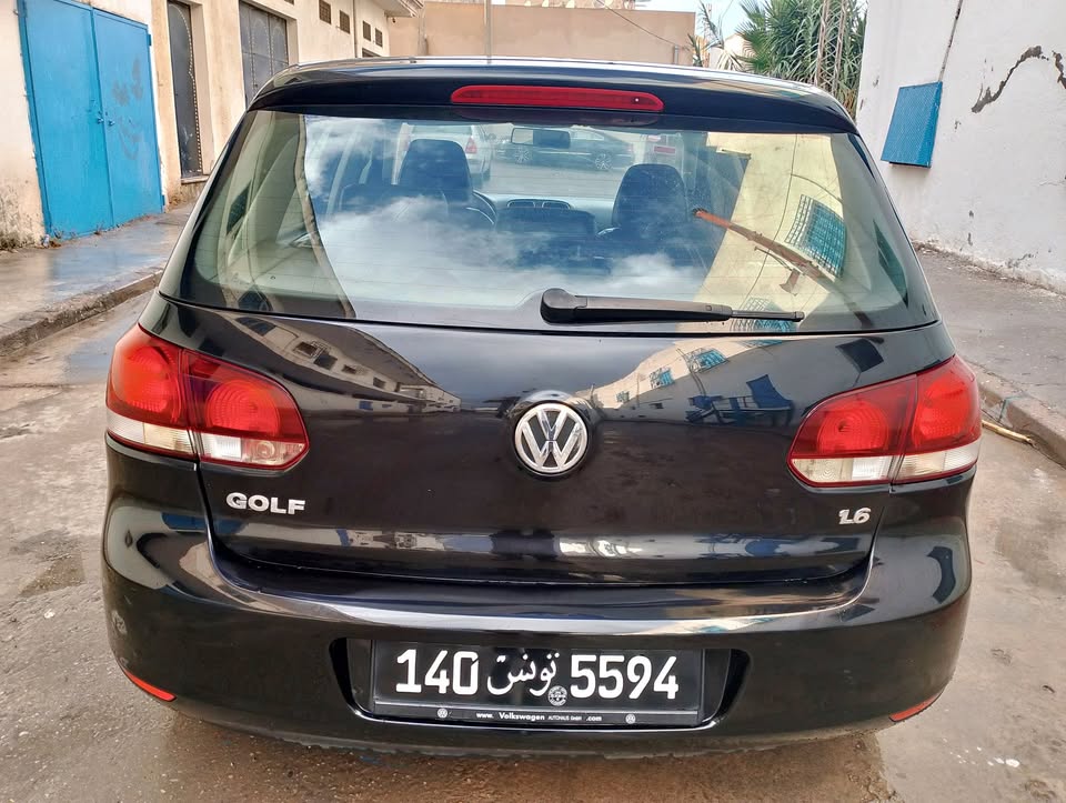 volkswagen-golf6-2010-essence-16l-tunis