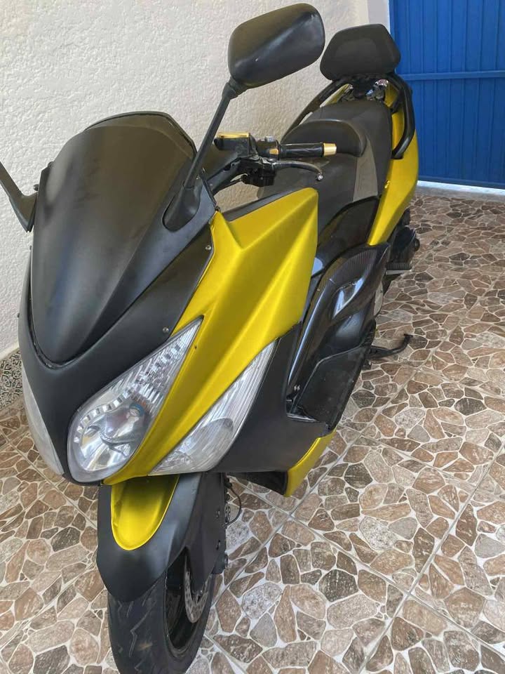 yamaha-tmax-500-la-marsa
