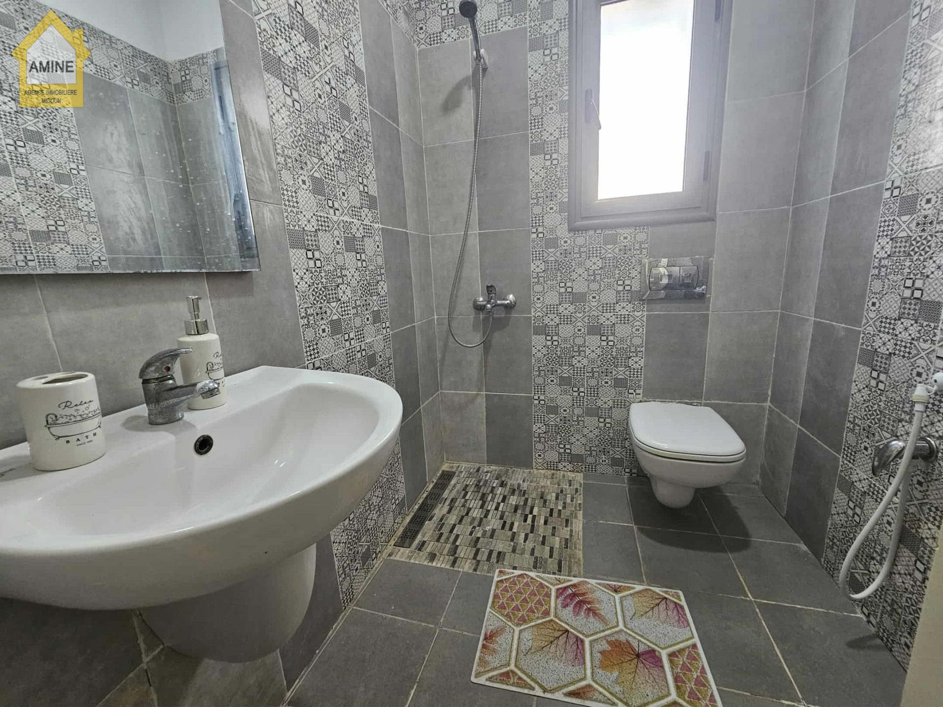 51935e7f-a5fc-446e-959c-d5fc48a8f058