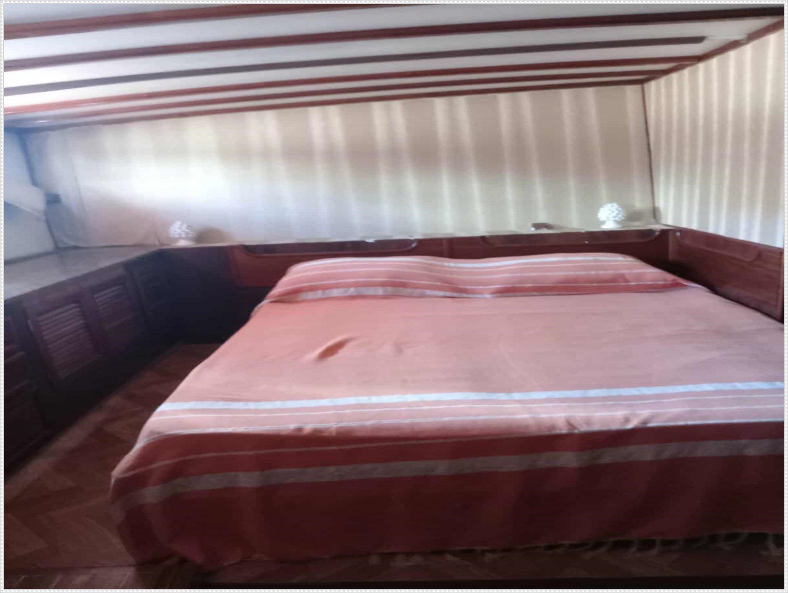 589ac96c-6b5c-472e-bcdb-df97e7708d9c