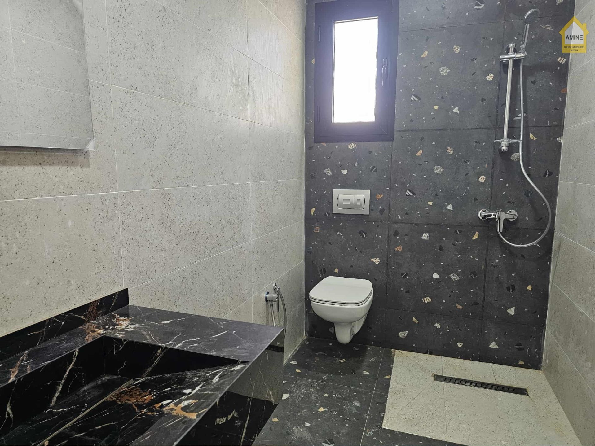 8f8210d5-5572-427f-b080-fa071ad72ea9