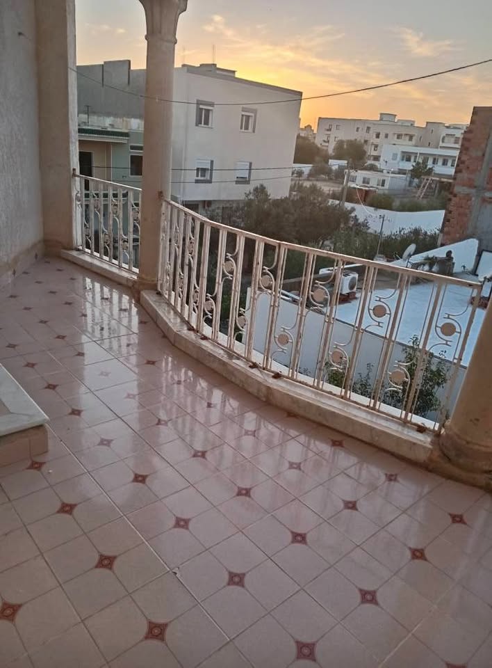 balcon-appartement-a-louer-sousse