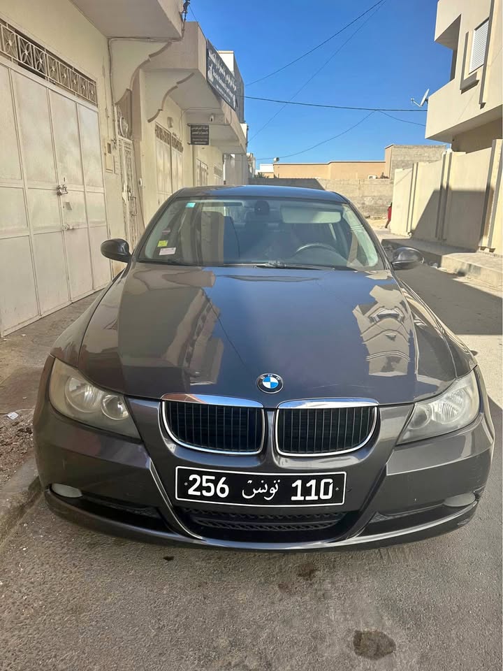bmw-318d-2008-kairouan-avant
