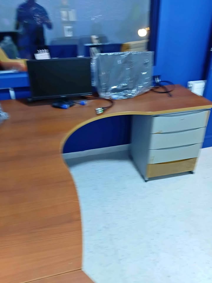 bureau-angle-occasion-ariana-250dt