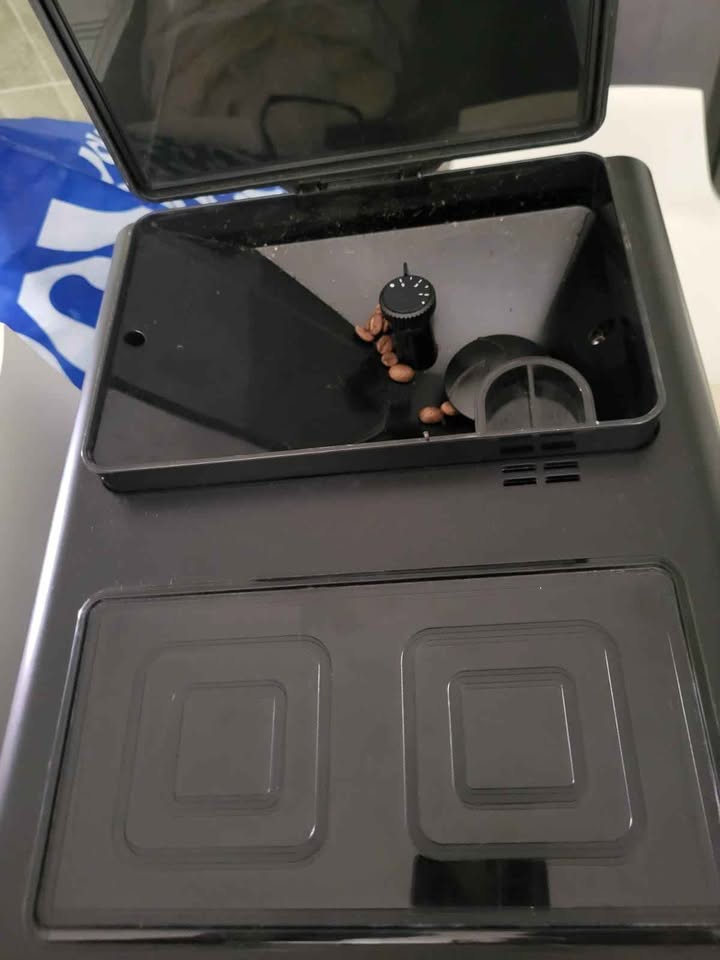 cecotec-cumbia-machine-cafe-bon-etat-tunisie