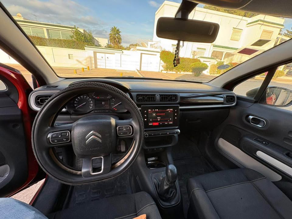 citroen-c3-2018-carrosserie-propre