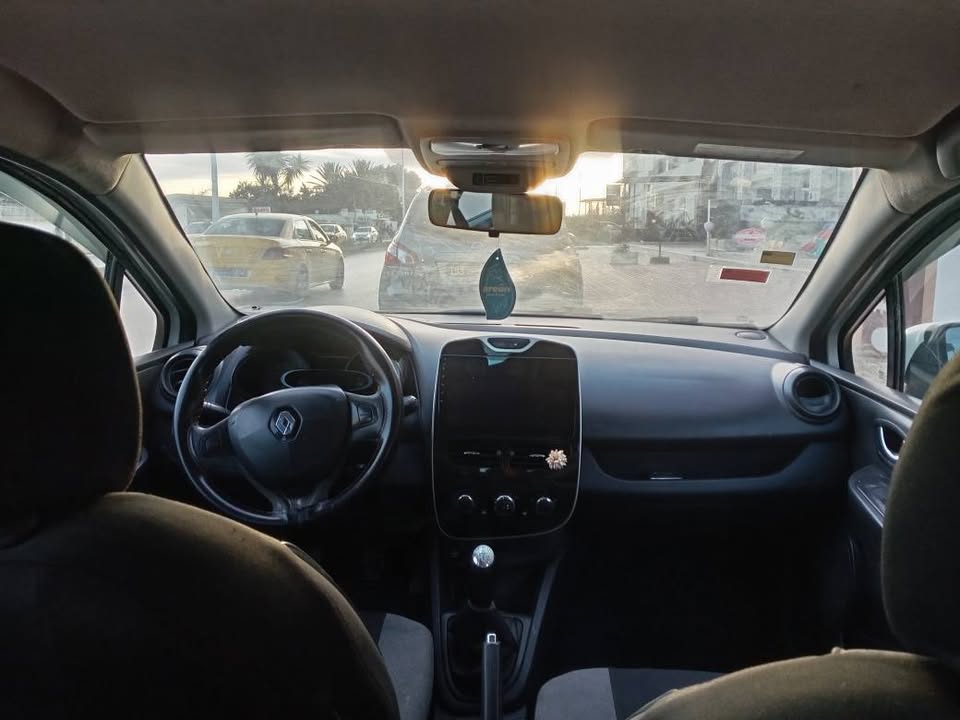 clio-4-dynamique-equipements-boutons