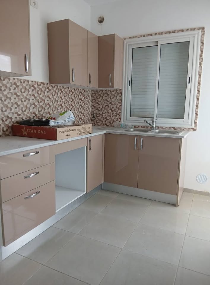 cuisine-equipee-s2-la-soukra