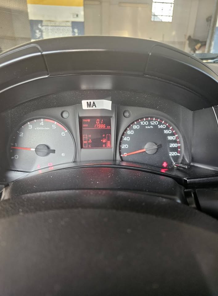 isuzu-dmax-18200-km-sfax