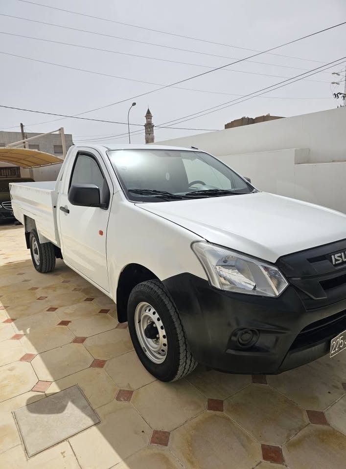 isuzu-dmax-2021-kilometrage-18200-km
