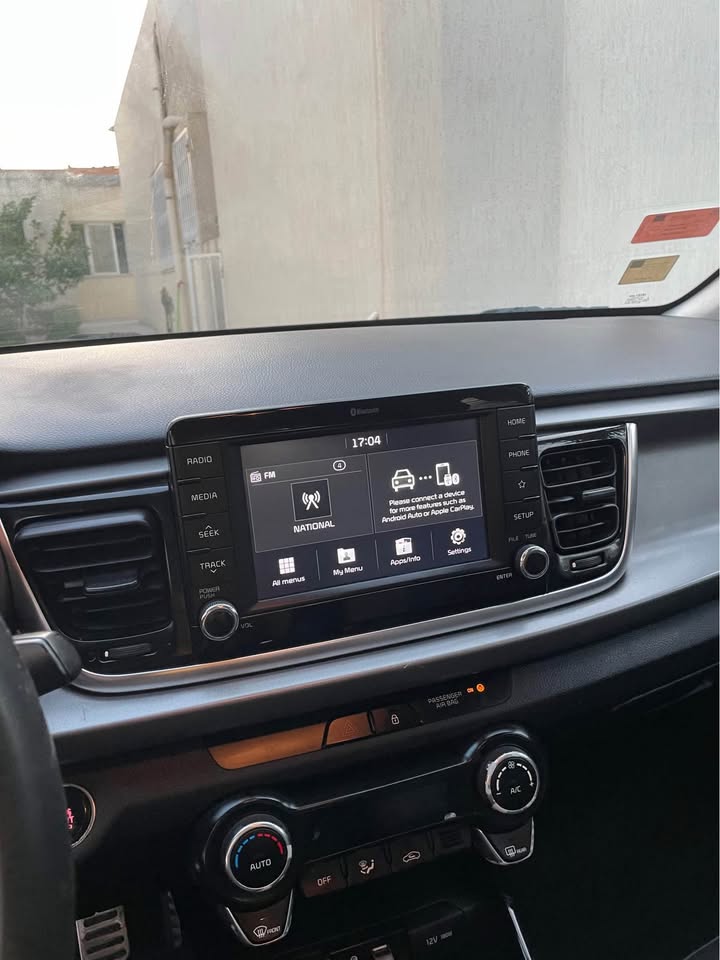 kia-rio-ordinateur-de-bord