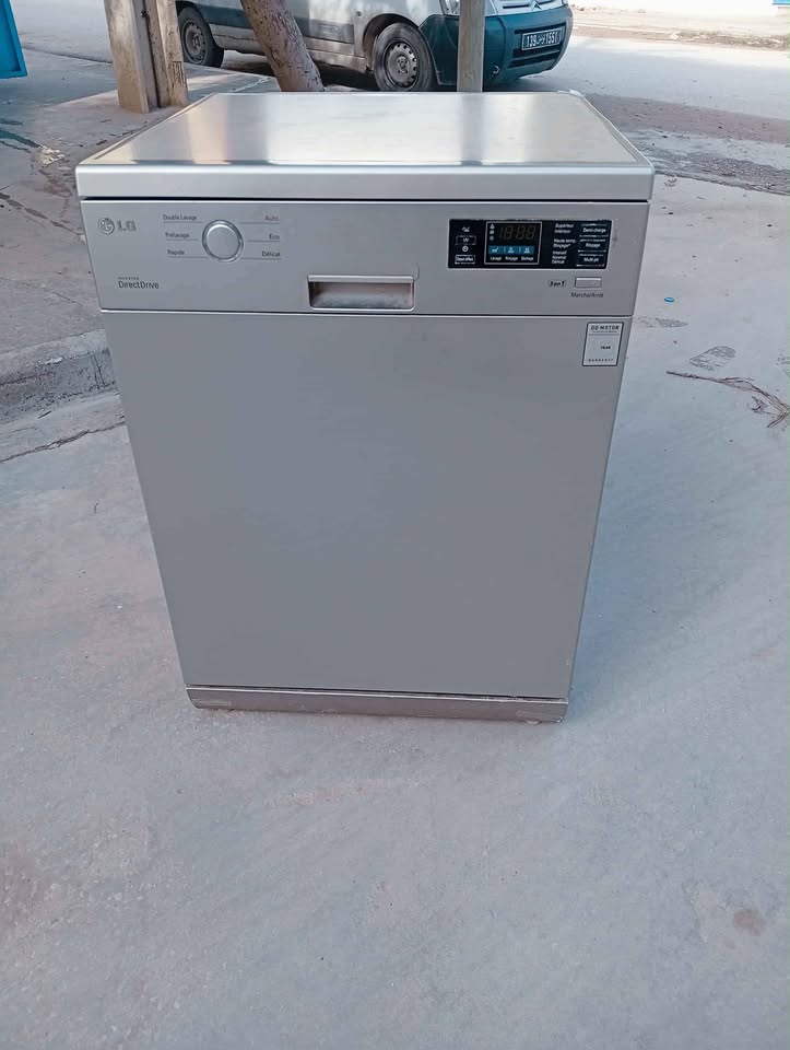 lave-vaisselle-lg-silver-afficheur-digital