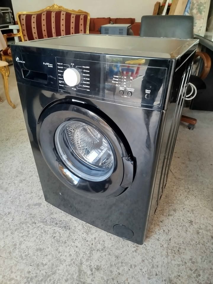 machine-a-laver-montblanc-profil-gauche