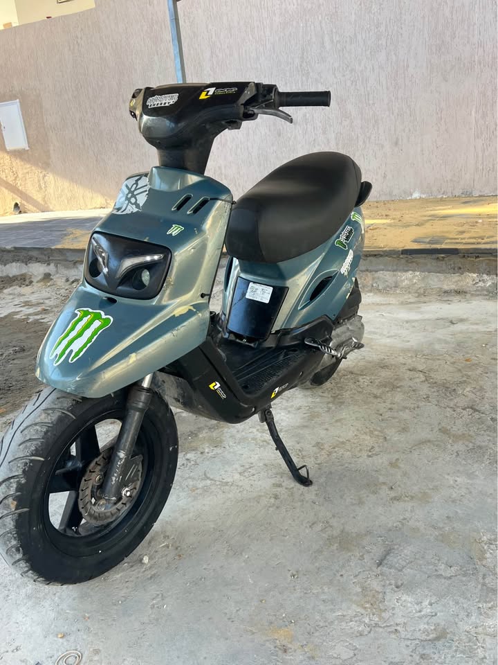 mbk-booster-cote-gauche-stickers