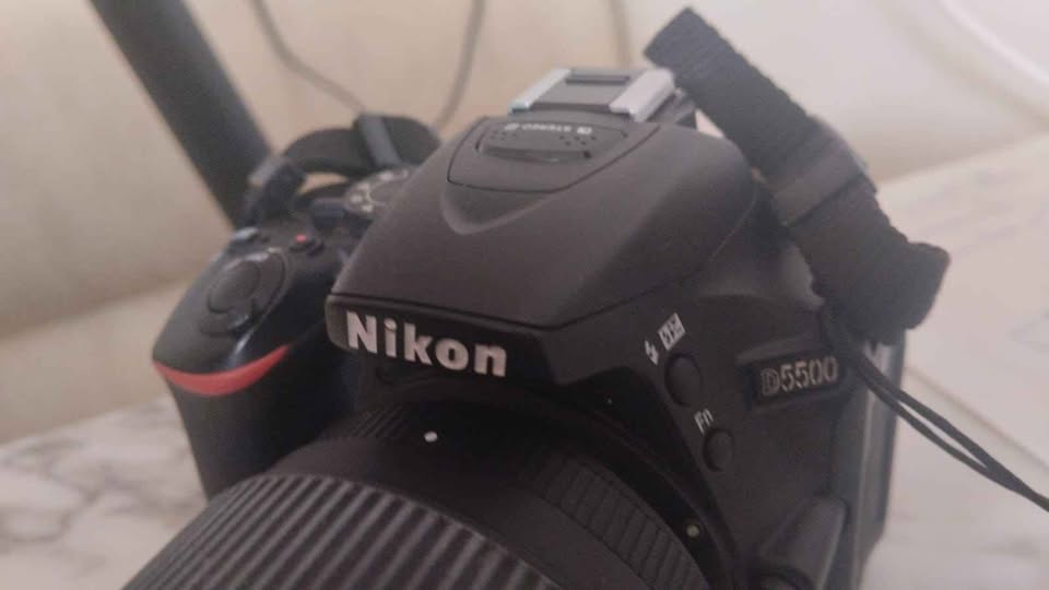 nikon-d5500-wifi-full-hd-1080p-tunisie