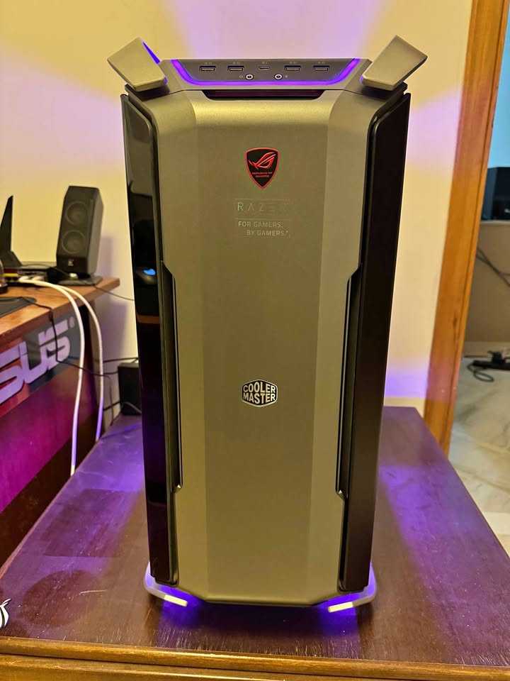 pc-gamer-asus-rtx-3080-tunis