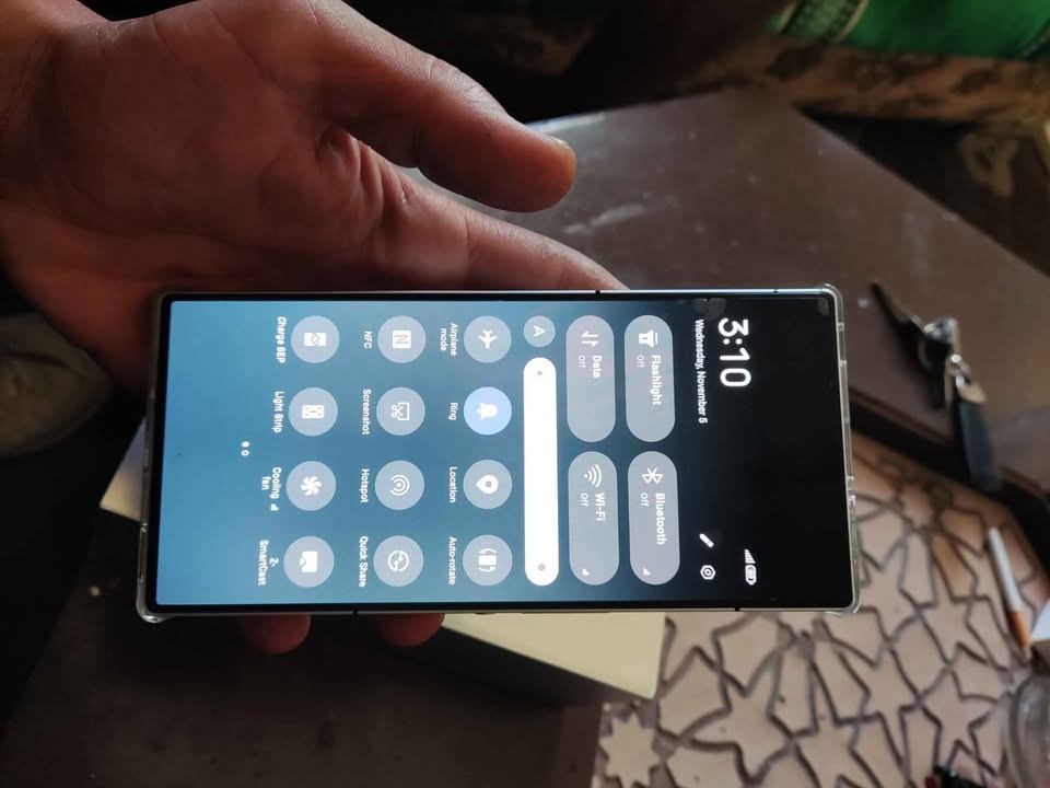 redmagic-9s-pro-snowfall-dos-transparent-gaming-phone