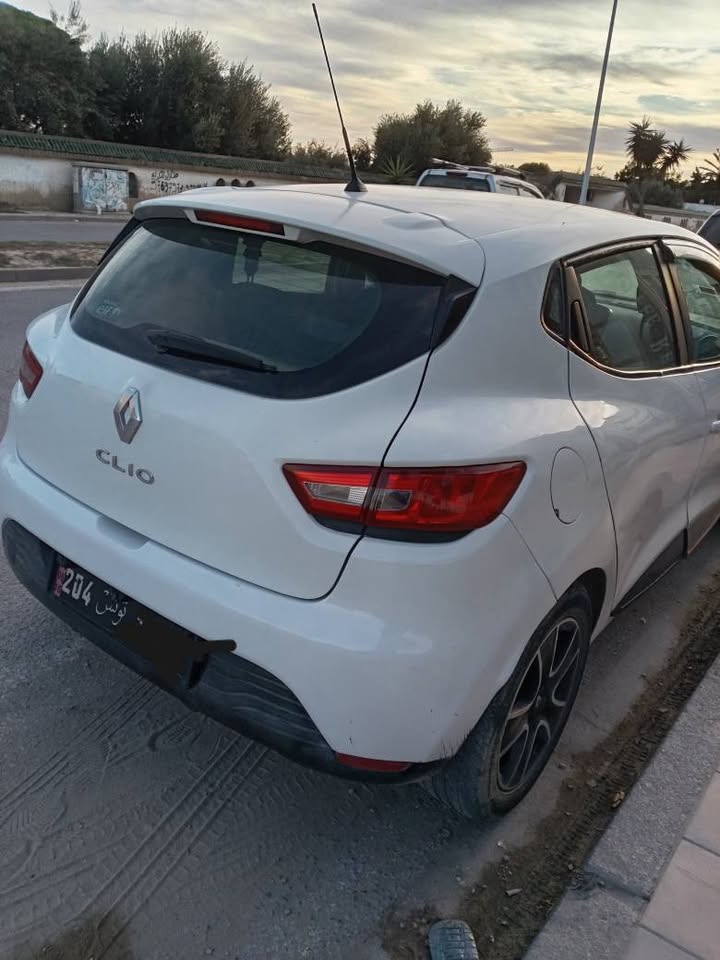 renault-clio-4-profil-droit-nabeul