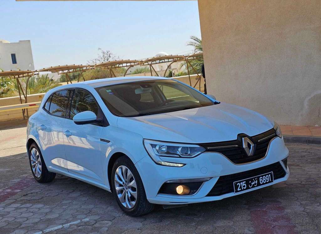 renault-megane4-ancien-rs-look-sportif