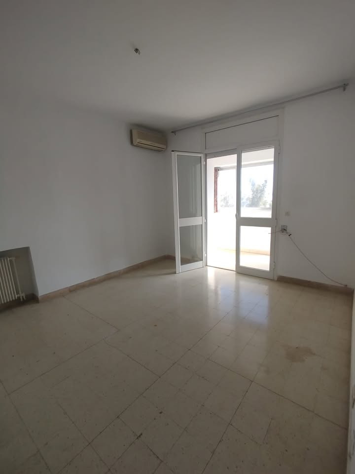 s4-menzah6-chambre-parentale-rangement