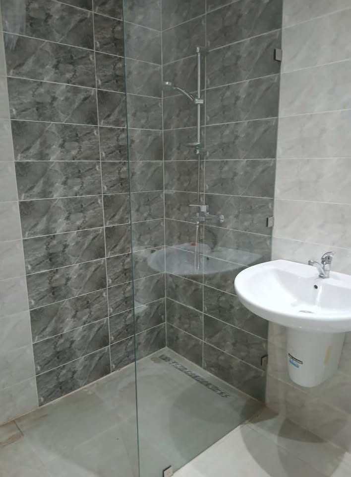 salle-de-bain-douche-italienne-la-soukra-s2