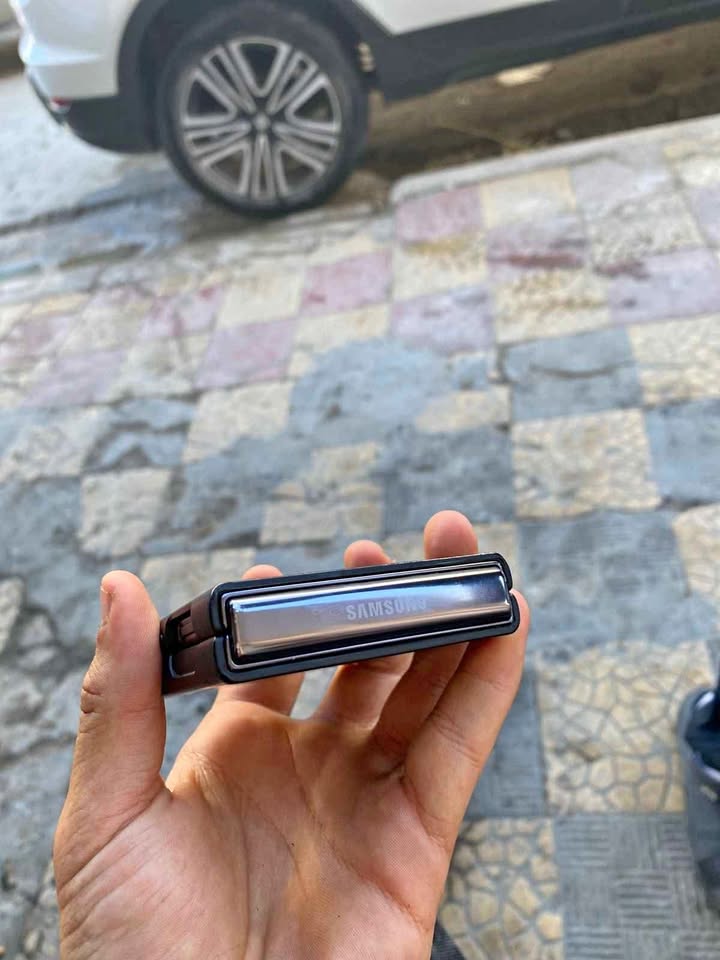 samsung-z-flip-5-a-vendre-tunisie