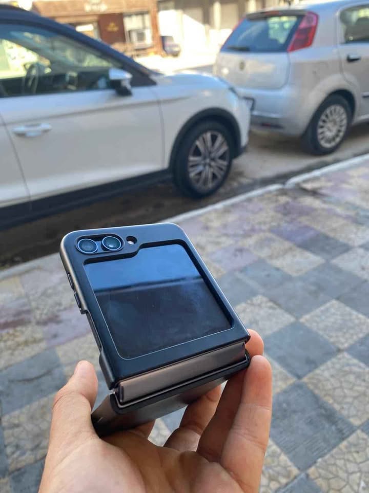 smartphone-samsung-z-flip-5