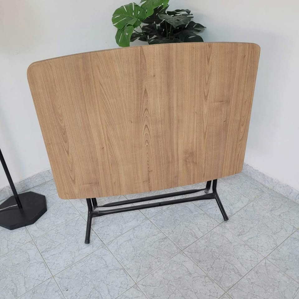 table-pliable-bois-metal-noir-sfax