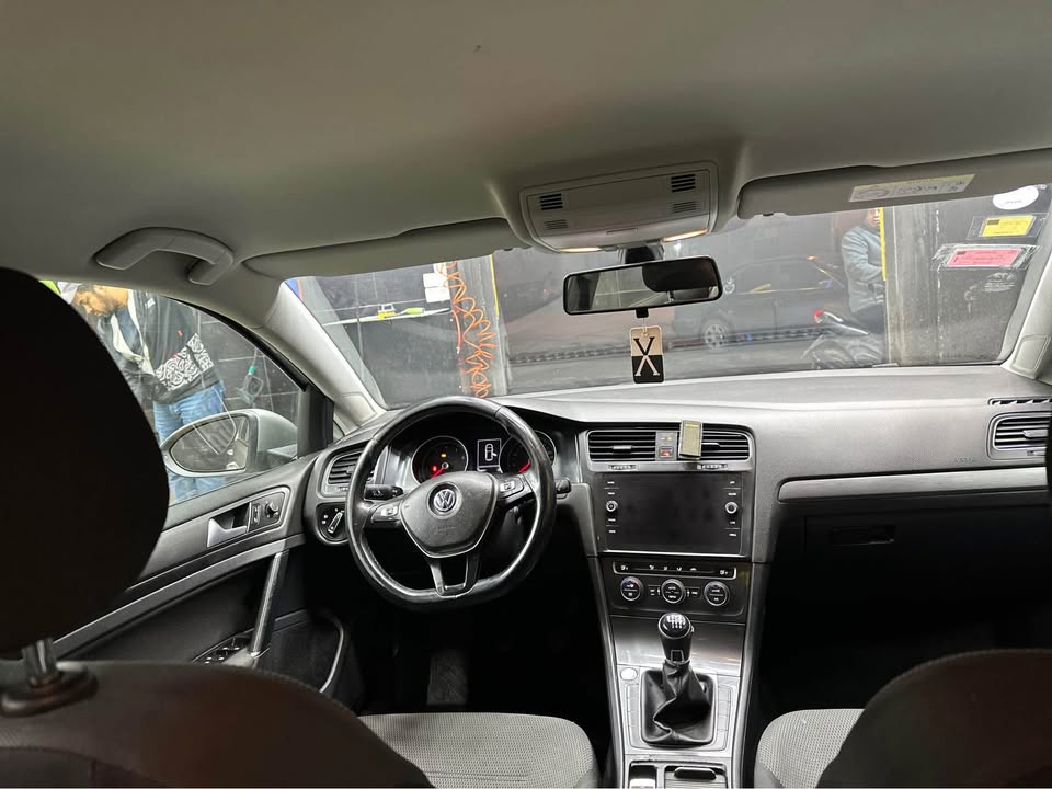 volkswagen-golf7-2018-interieur-ecran-tactile