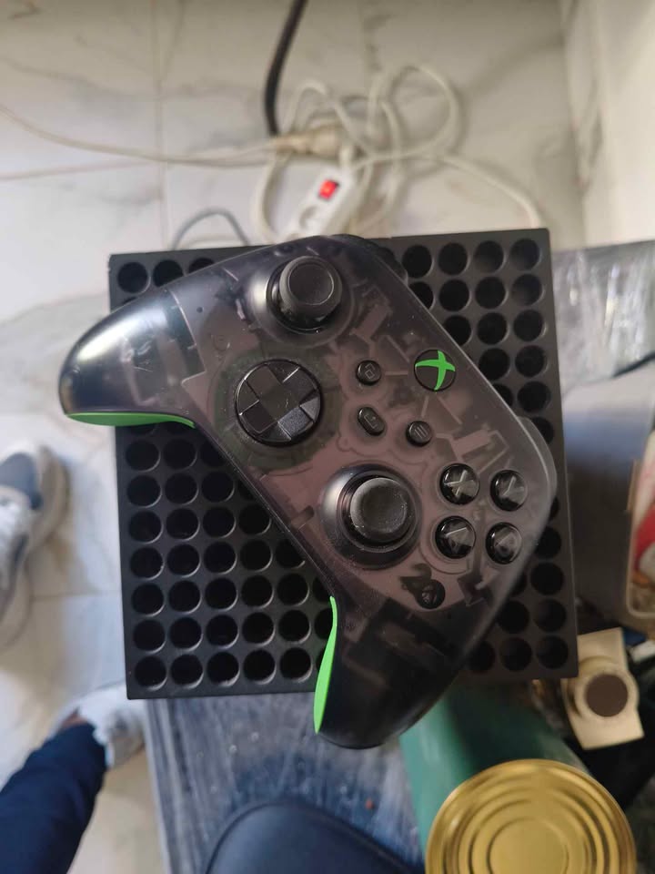 xbox-series-x-limited-20th-anniversary-manette