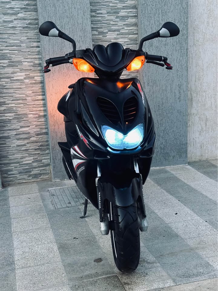 yamaha-nitro-scooter-sportif