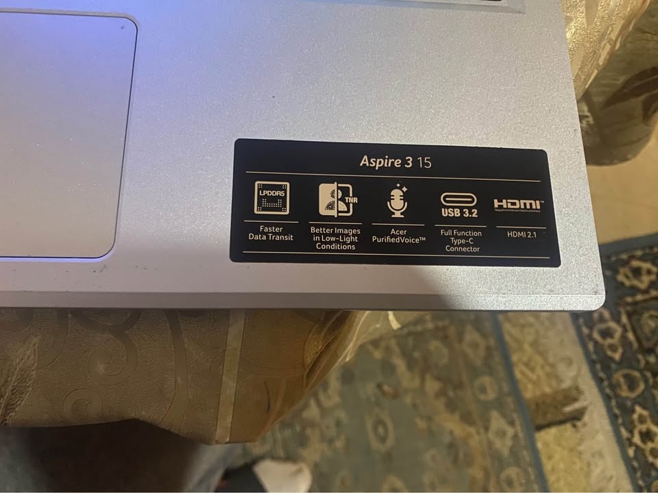 acer-aspire-315-clavier-et-touchpad-etat-comme-neuf