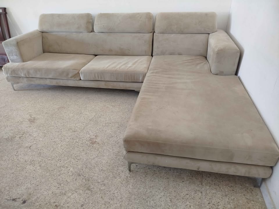 canape-angle-solide-carcasse-impeccable