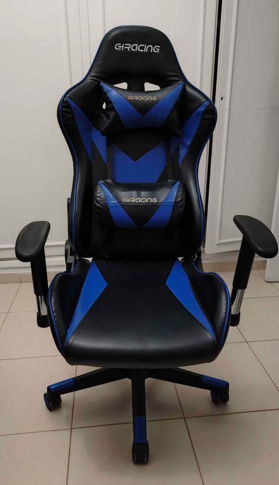 chaise-gamer-appui-tete-inclus