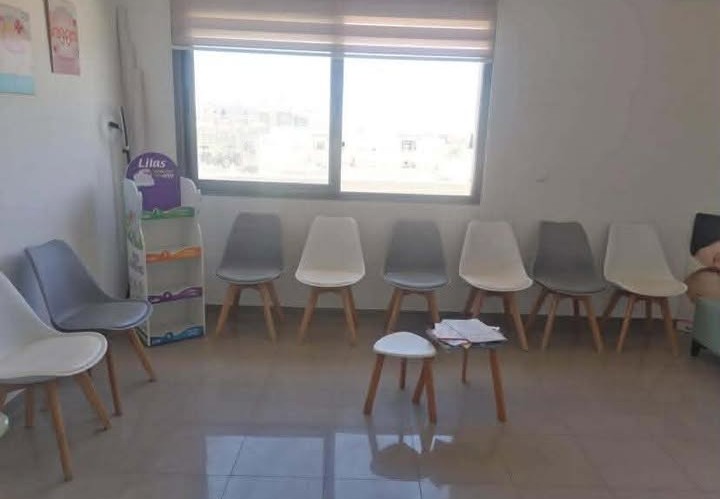 chaises-patients-salle-dattente