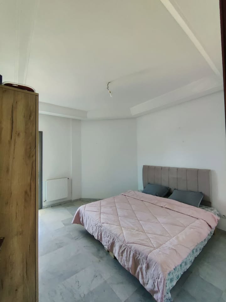 chambre-parentale-appartement-s3-meuble-sahloul