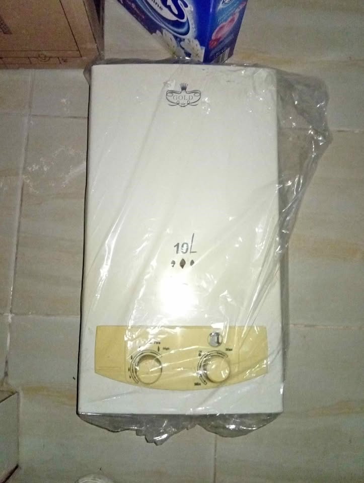 chauffe-bain-gold-10l-el-mourouj-face