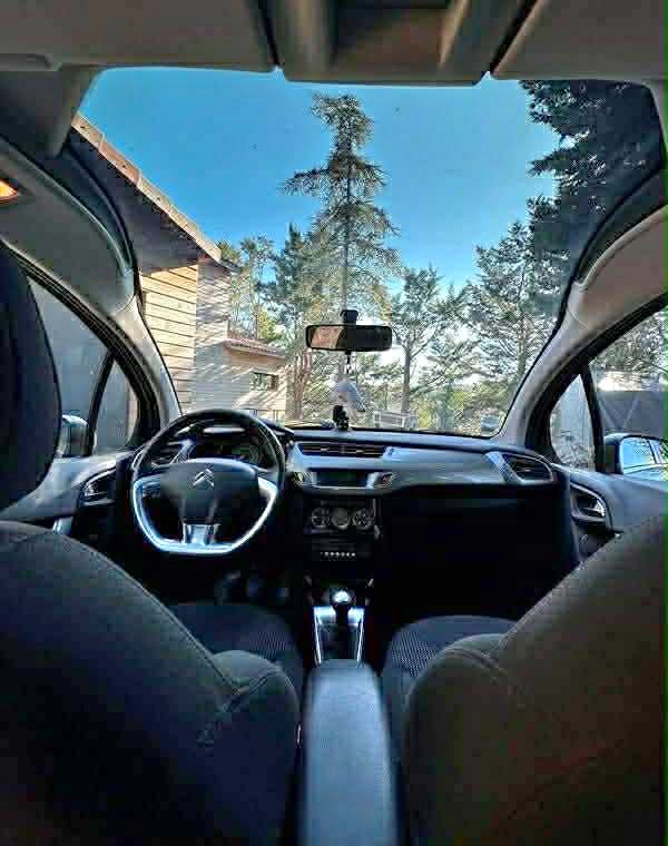 citroen-c3-2015-noire-avant-tunis