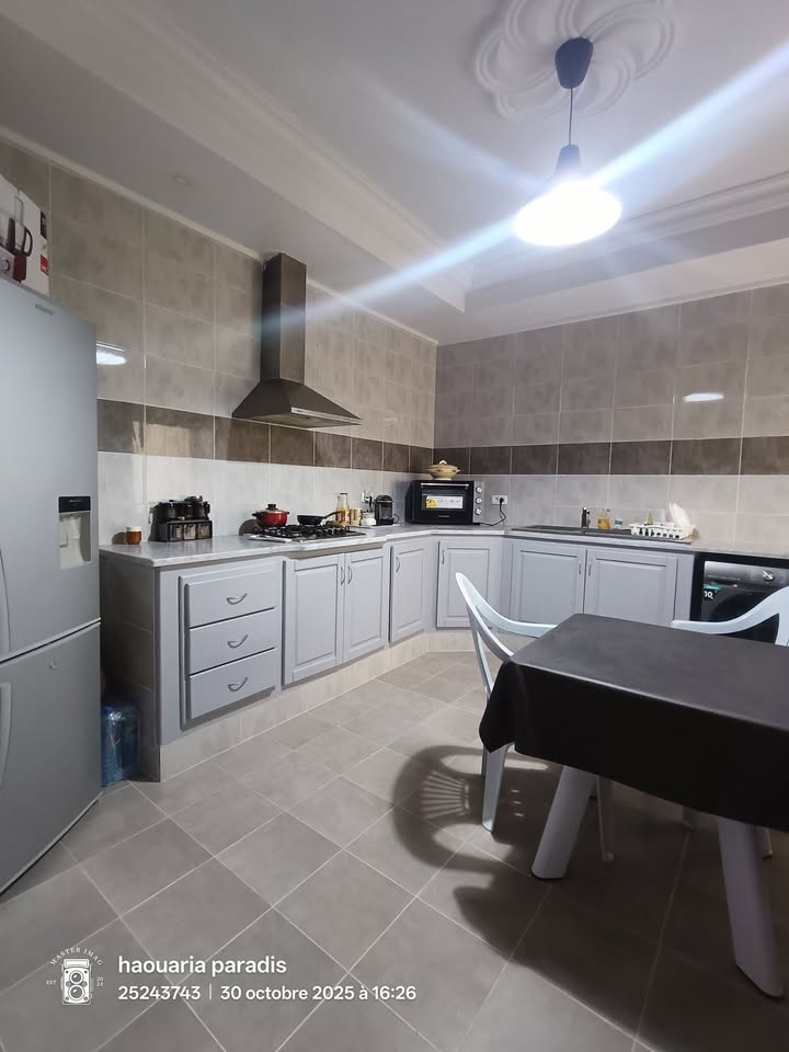 cuisine-equipee-plan-travail-el-haouaria