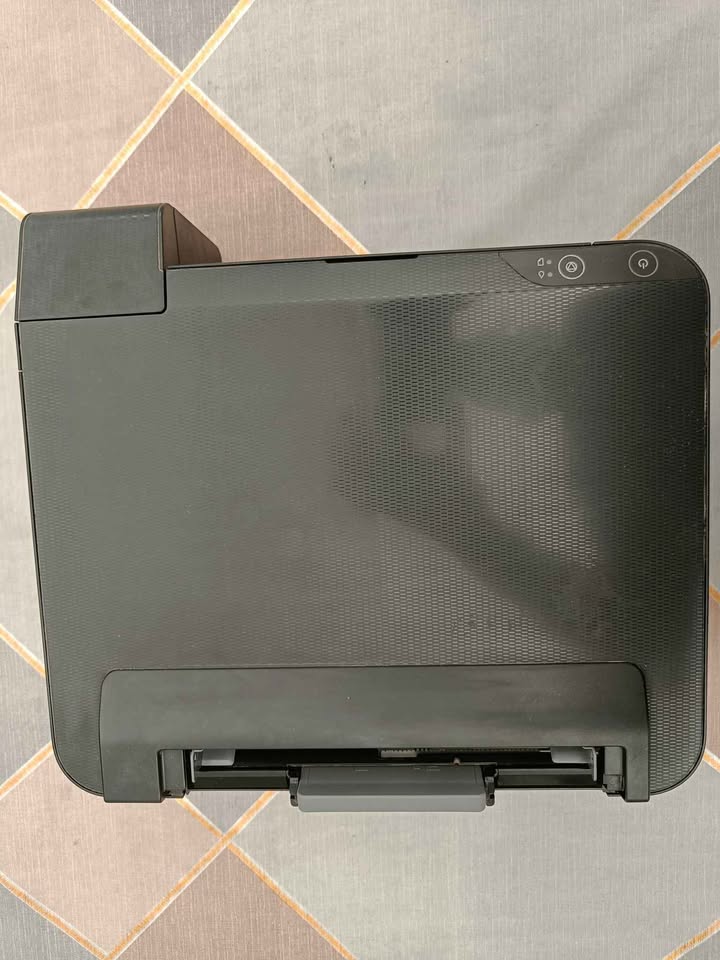 epson-l1110-vue-de-face-imprimante-ecotank-noire