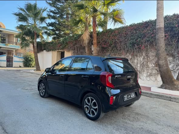 kia-picanto-phase-2-essence-4cv-profil-gauche-sousse