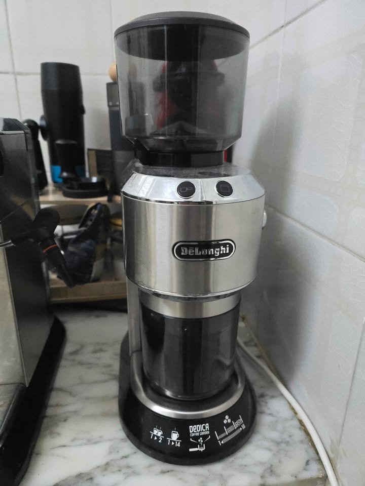 machine-expresso-florence-avec-moulin-delonghi-tunis-400dt