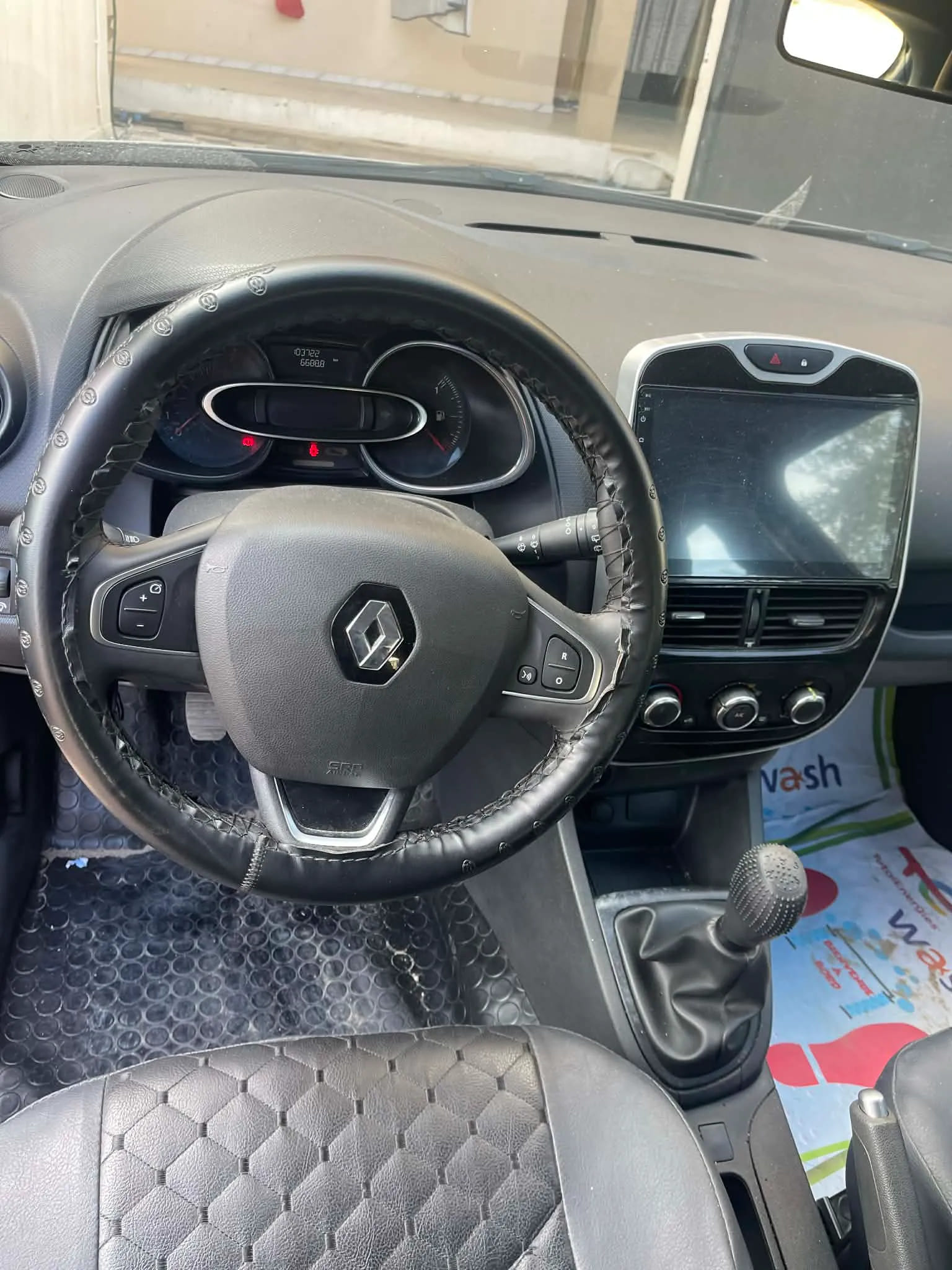 renault-clio-4-2019-43000-dinars-voiture-occasion-tunisie