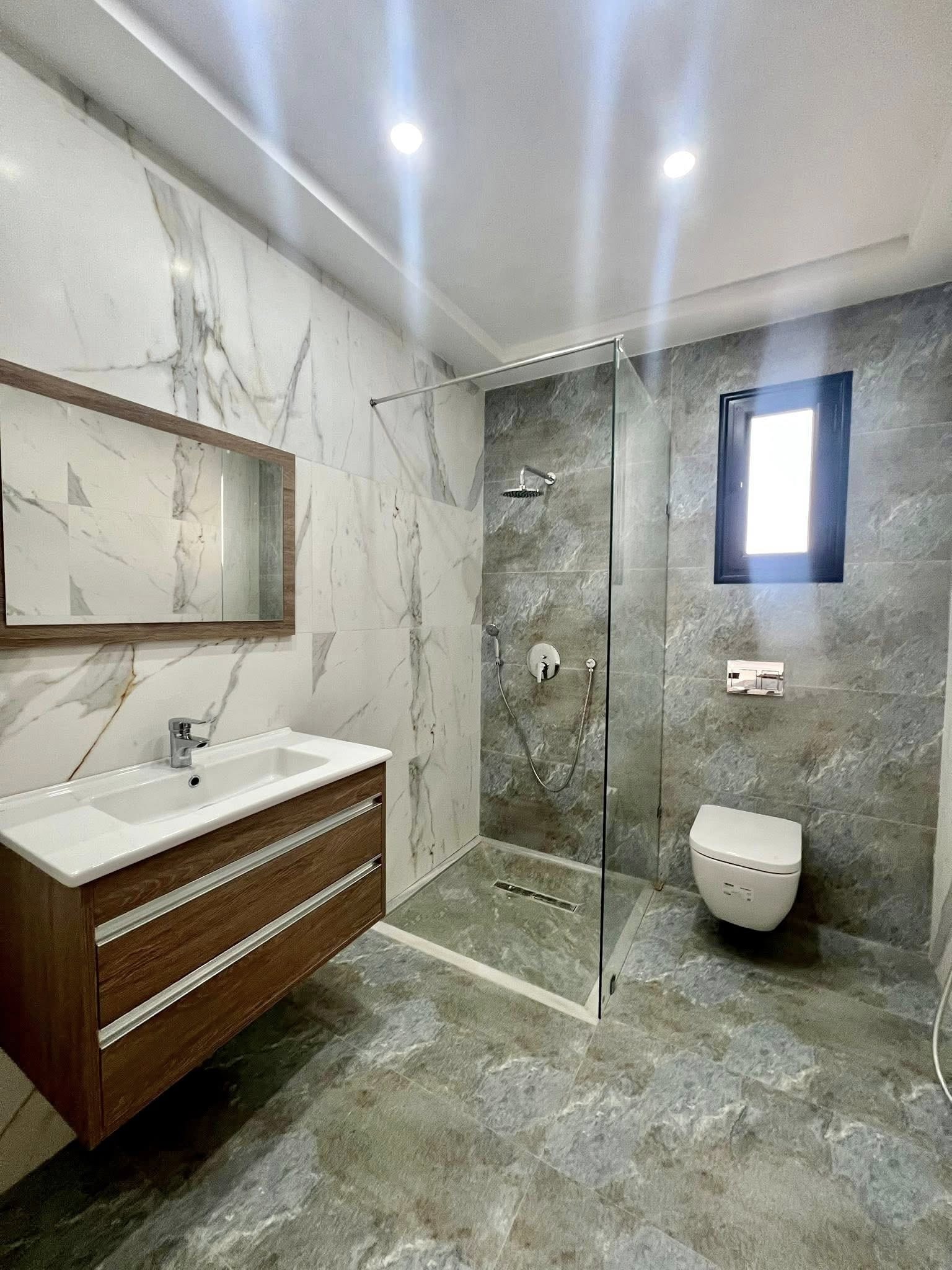 salle-de-bain-douche-italienne-villa-hammamet