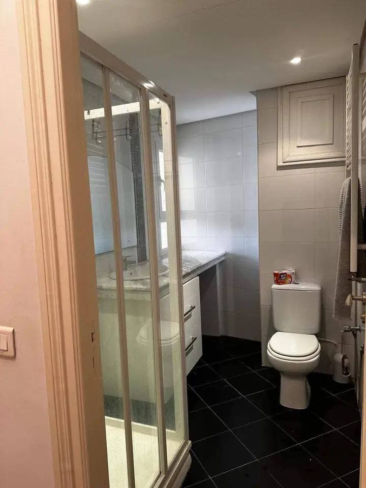 salle-de-bain-moderne-douche-appartement-s2-panorama-sousse